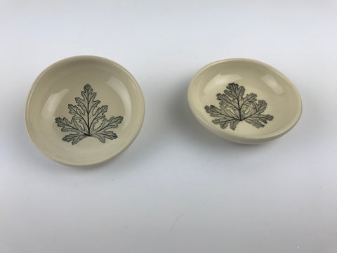 Small 2 1/2” Lace Dish - "Versatile" 17084